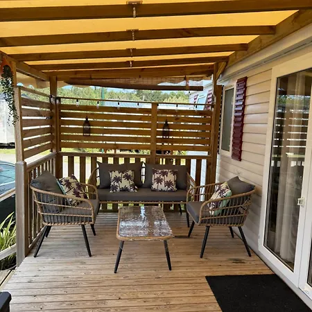 Mobilhome 6-8 Pers Cap Ferret